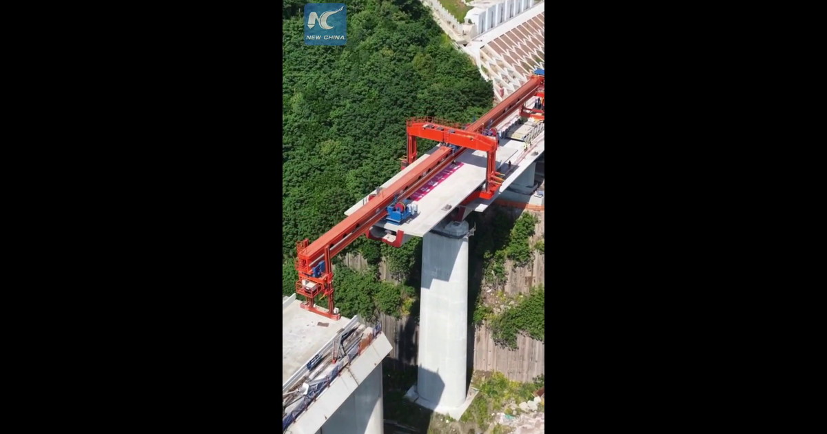 Cina, completata posa delle travi su ferrovia ad alta velocità Chengdu-Chongqing – Il Tempo