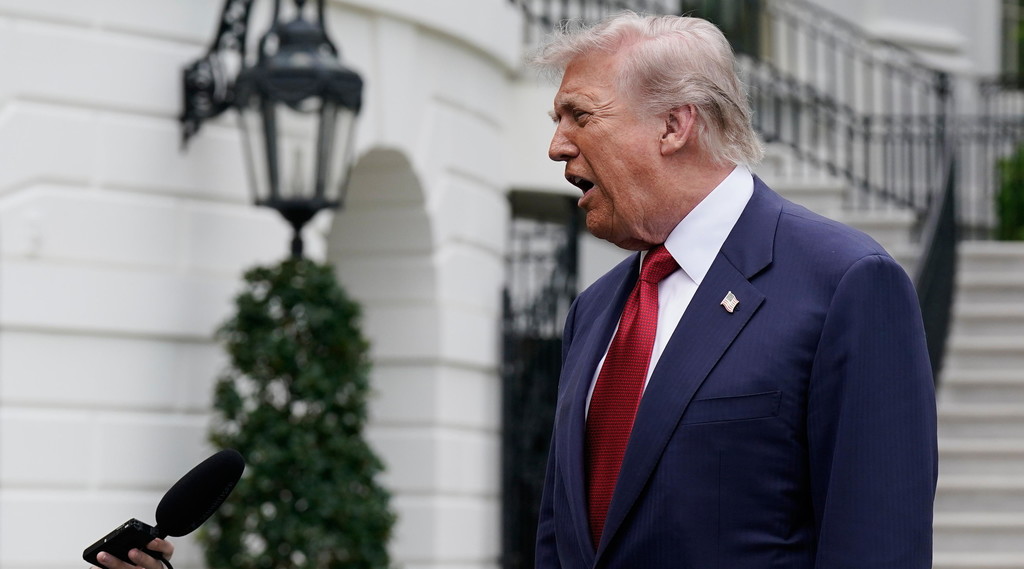 Trump ritorna a parlare dell'Italia: 