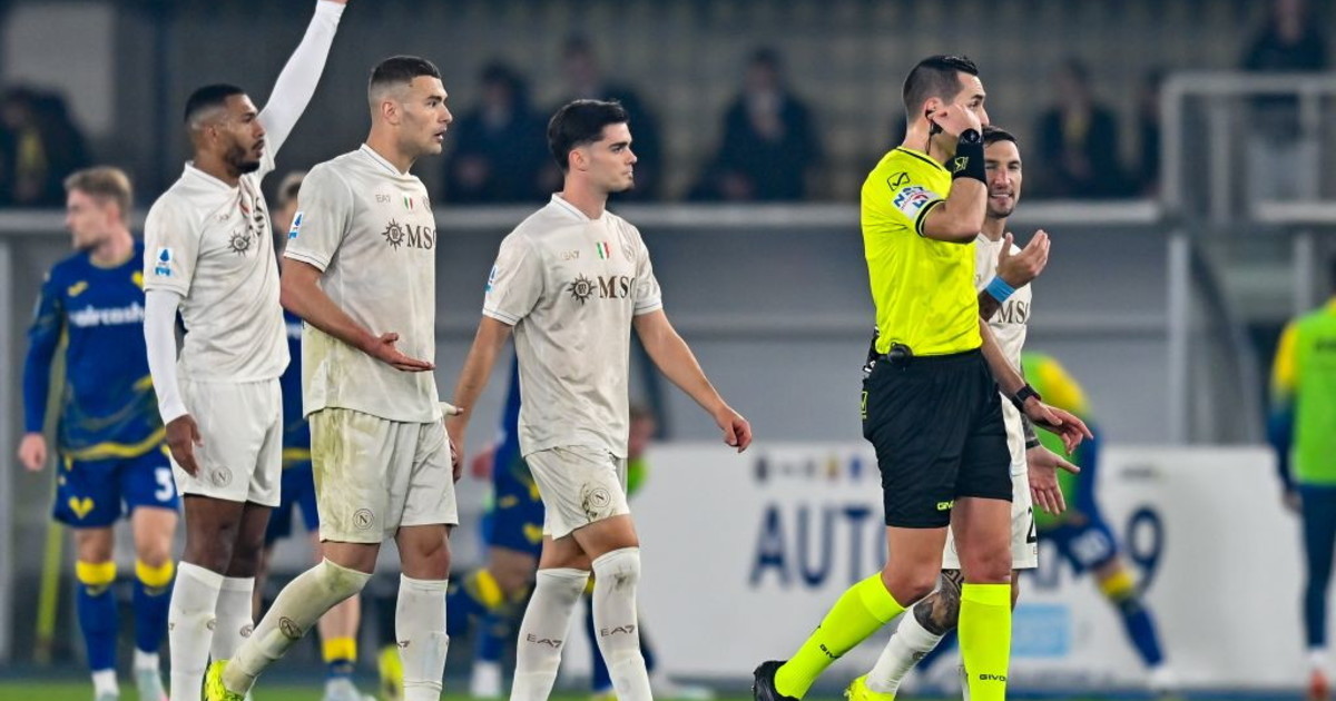 Verona-Como 0-1, Douvikas consegna l'Europa ai lariani