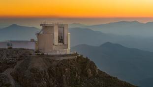 Usa, rivalità alle stelle con la Cina: bloccati due osservatori astronomici