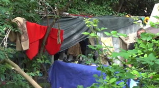 Roma, al Gianicolo spunta una favelas ai piedi di Garibaldi