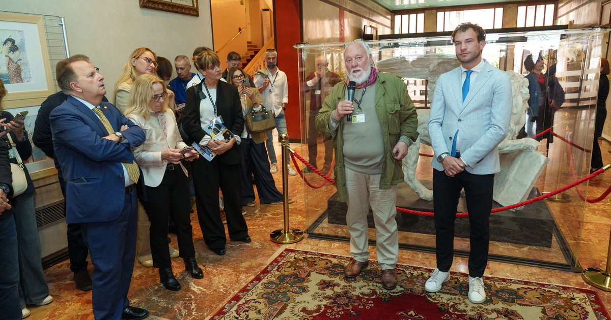 comunicato stampa a come avventura inaugurata oggi la mostra del fumettista e illustratore raffaele lele vianello da Iltempo.it comunicato stampa a come avventura inaugurata oggi la mostra del fumettista e illustratore raffaele lele vianello