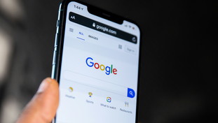 Google lancia una nuova funzione: come aggiungere Il Tempo tra le Fonti Preferite