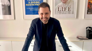 Patrick Facciolo: "Vi racconto come Berlusconi ha plasmato il nostro linguaggio"