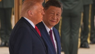 Munizioni esaurite e leadership globale erosa: la Cina guadagna mentre gli Usa combattono