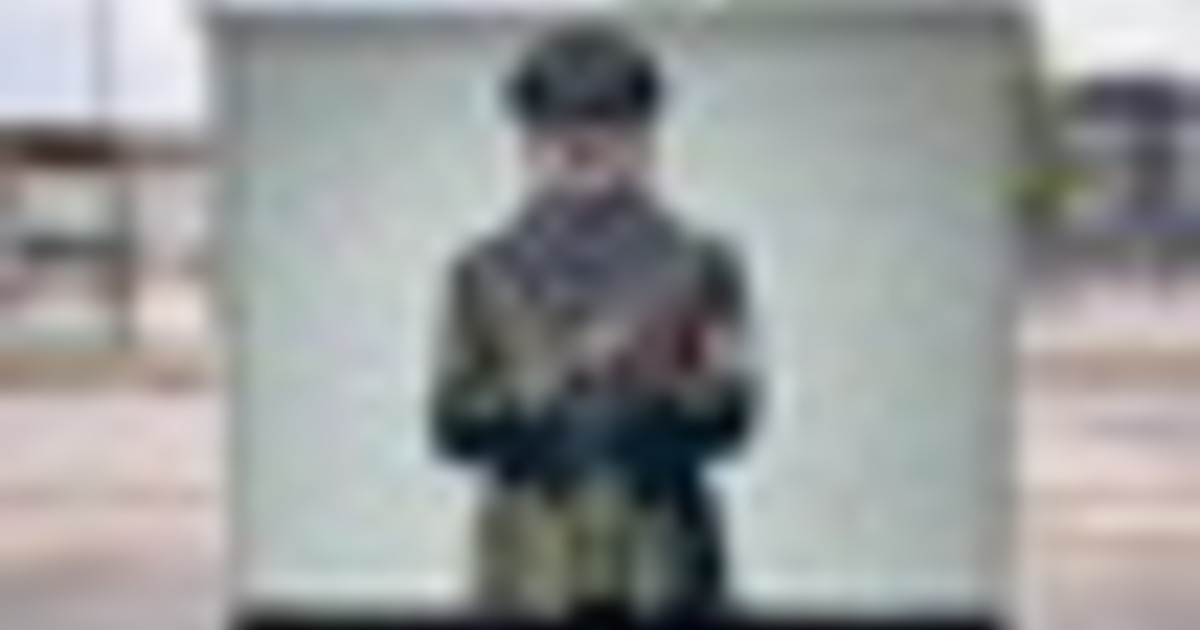Milano, compare un murale che raffigura Hitler con la kefiah