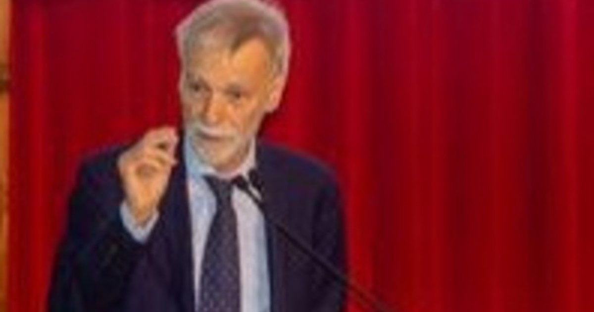 Pd, Delrio fa la corte ai cattolici. E il "campo largo" si spacca prima ancora di cominciare