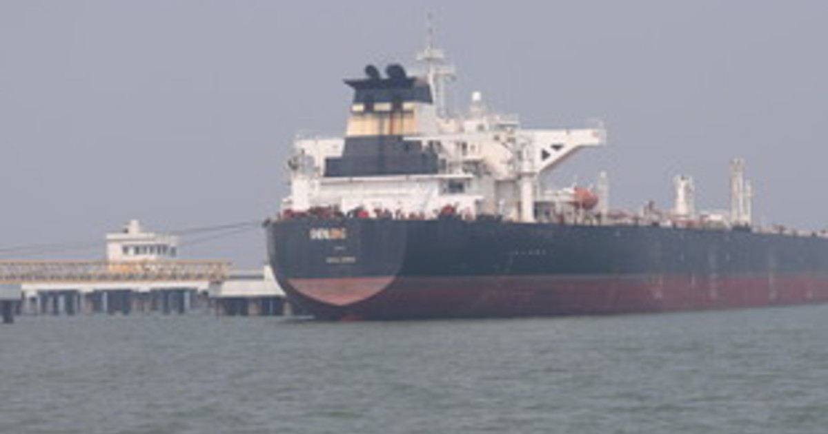 Hormuz, gli europei trattano con l'Iran per far passare le petroliere
