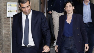 Per la sinistra conta solo ripetere che “l'attentatore è italiano” e che gli stranieri sono “eroi”