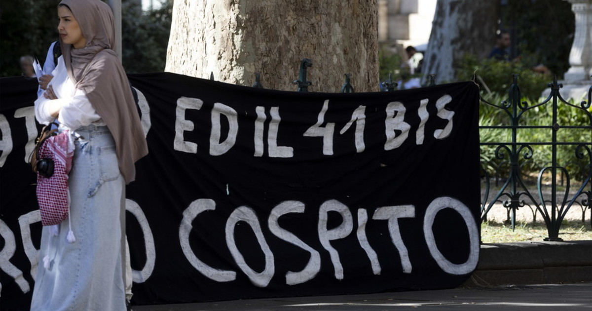 Pisa, incendio doloso al cantiere della scuola Sant'Anna. Rivendicano gli anarchici