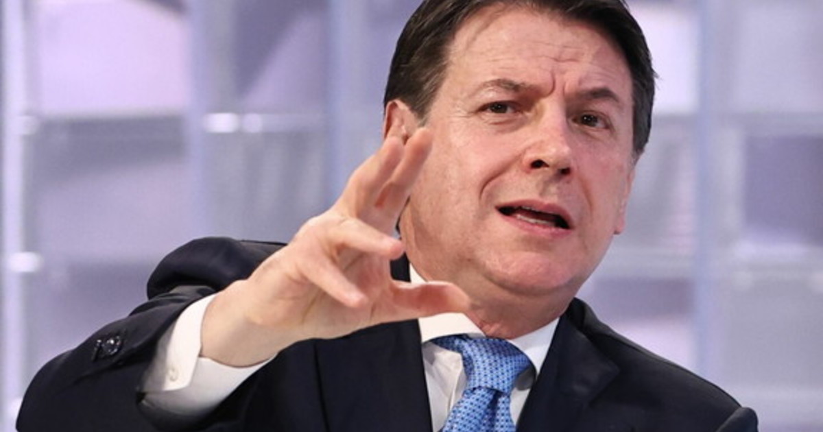 Conte “Dal governo decreti ridicoli su sicurezza, mancano 25 mila agenti”