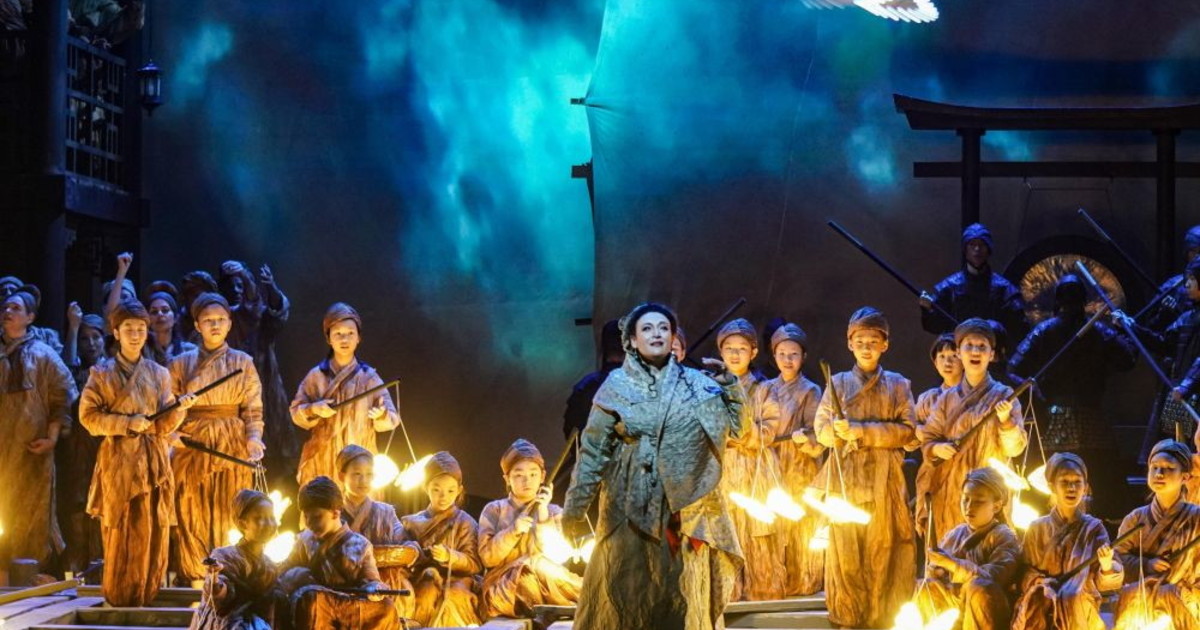 Cina, Jackie Chan reinventa la Turandot con kung fu ed estetica cinese