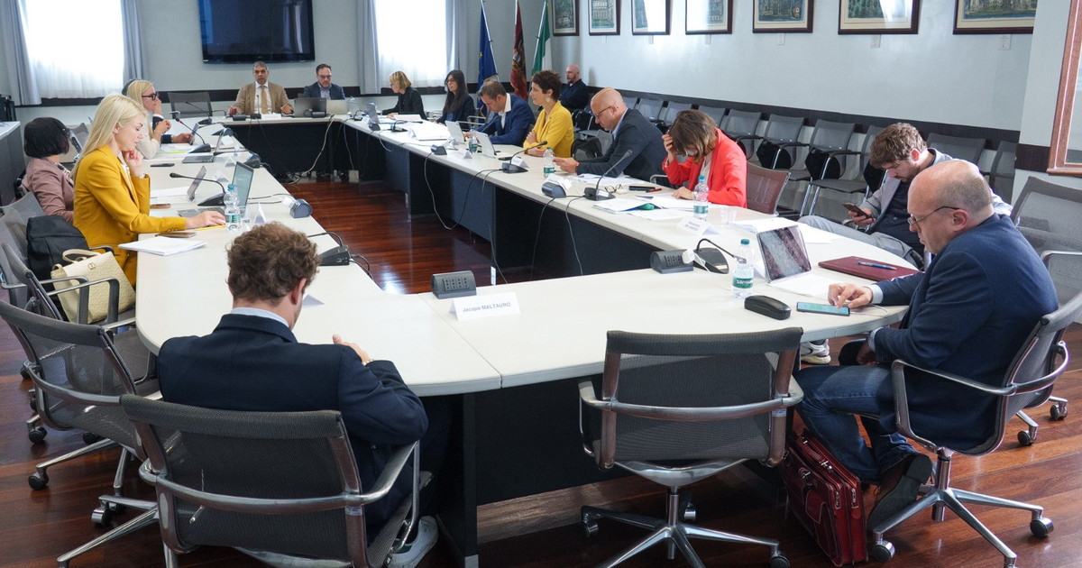 Comunicato Stampa: CRV - Illustrati pdl su salario minimo, presepi veneti e promozione dello sport a scuola