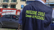 Alba di paura ai Campi Flegrei, violenta scossa avvertita anche a Napoli: gente in strada