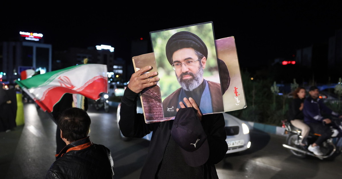 khamenei gela gli usa la mossa sull uranio arricchito spiazza tutti sui negoziati da Iltempo.it khamenei gela gli usa la mossa sull uranio arricchito spiazza tutti sui negoziati