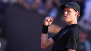 Senza Alcaraz Sinner vuole il Roland Garros: a Parigi per il Career Grand Slam