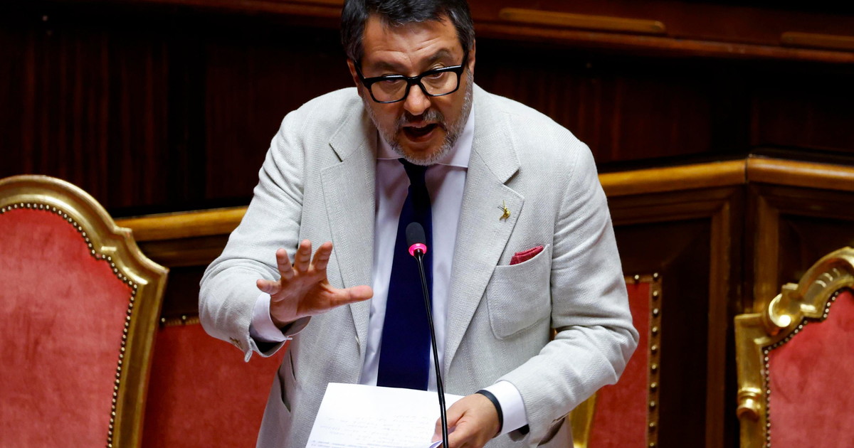Salvini smaschera la Flotilla: 
