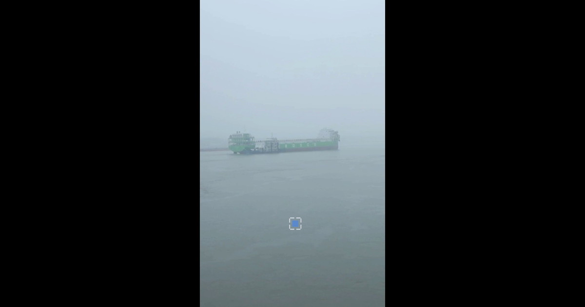 Cina, test in mare per nave portacontainer elettrica smart da 10.000 tonnellate