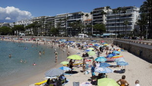 Meteo, nel week esplode l'estate. Sole su tutta l'Italia, temperature fino a 30°