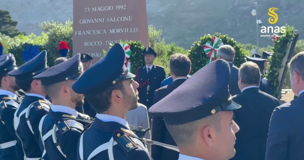 Piantedosi e Nordio alla commemorazione sul luogo della strage di Capaci