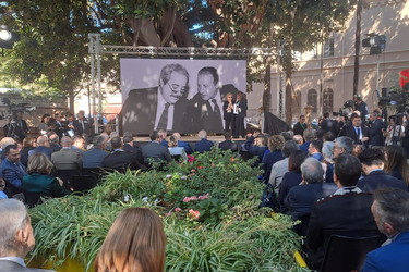 Capaci, l'affronto di Conte: sfrutta l'anniversario per attaccare la commissione Antimafia. Insorge FdI