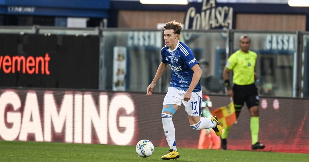 il como piega 4 1 la cremonese e vola in champions da Iltempo.it il como piega 4 1 la cremonese e vola in champions