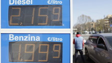 Sui carburanti spiraglio dal Medio Oriente. Ma il diesel torna sopra i due euro al litro