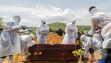 Ebola fuori controllo in Congo: il virus si propaga sempre di più. Aumentano morti e contagi