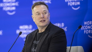 La scommessa di Musk con Space X in Borsa: portare in orbita tutta l'AI della terra