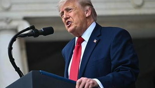 Trump ai Paesi arabi: Firmate gli Accordi di Abramo e sarà pace in Iran