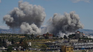 Usa attaccano sito di missili e navi. Teheran: Pronti a rispondere 