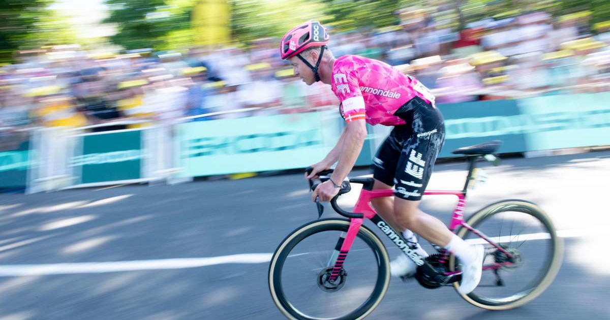 Valgren conquista la tappa di Andalo, Vingegaard resta leader del Giro