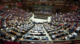 Camera, ok alla pubblicit&agrave; delle assoluzioni sui media: dovranno avere la stessa visibilit&agrave; delle notizie di indagine