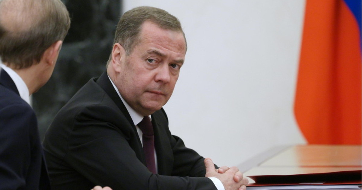 Drone in Romania, la Russia nega tutto. Ma Medvedev minaccia: Abituatevi