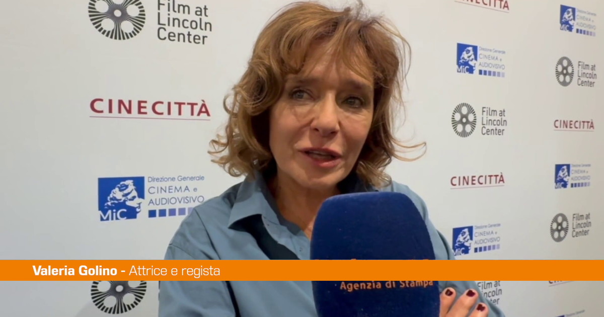 Cinema, Golino "Mi piacerebbe raccontare il tempo liquido che viviamo"