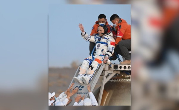 Atterrata in Cina la capsula di rientro della stazione spaziale Shenzhou-22