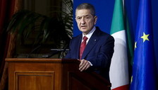 Banca d'Italia, il Governatore: L'IA aumenta la produttività ma serve l'intervento pubblico