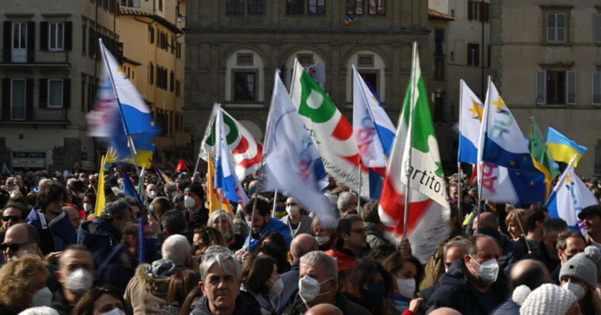 A sinistra scoppia la lite per fare il leader dei cespugli centristi