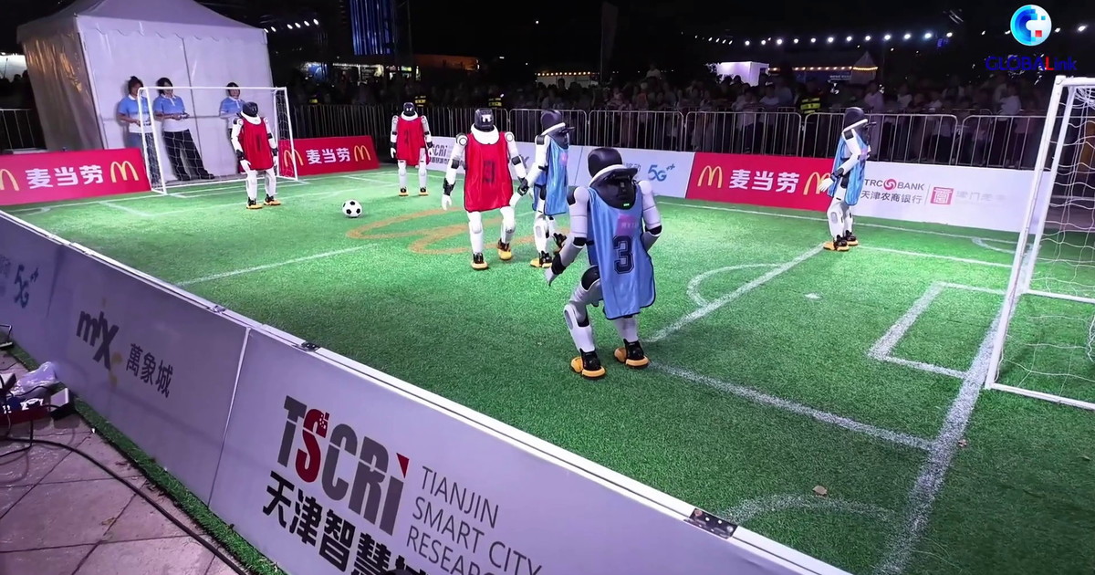 Cina, il calcio tra robot protagonista alla World Intelligence Expo