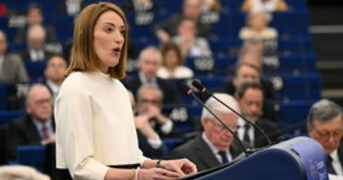 Metsola celebra la festa della Repubblica: 