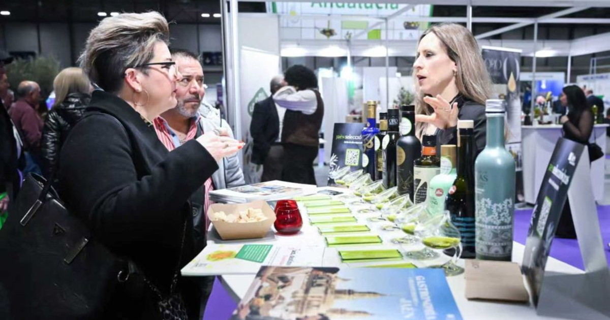 il settore spagnolo dell olio d oliva mira al mercato cinese da Iltempo.it il settore spagnolo dell olio d oliva mira al mercato cinese
