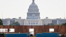 Iran, Trump tenta di serrare i negoziati. L'intesa con Israele per isolare Hezbollah