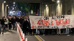 Anarchici sul piede di guerra: Dare tutto come Sara e Sandro, di nuovo in piazza per Cospito