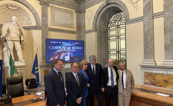 All'Arena di Verona “Campioni del mondo – Italia loves Unesco” con 100 delegati