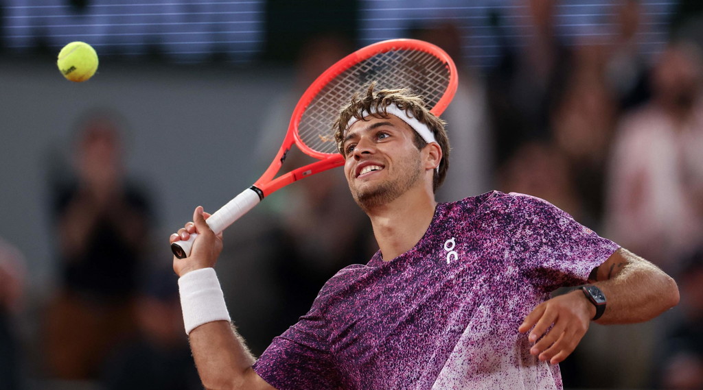 Roland Garros, Cobolli batte Aliassime e va in semifinale. Parigi avrà un finalista italiano