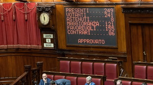 Camera, approvata legge delega sul nucleare. Ora passa al Senato