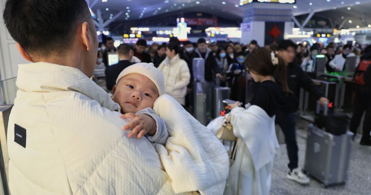 Cina, stanziati 99,9 mld di yuan per sussidi all'infanzia per il 2026