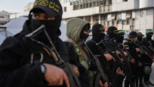 Hamas al Cairo per i colloqui ma intanto chiude al disarmo: la doppia mossa del gruppo terrorista