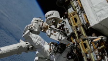 La stazione spaziale perde aria. La Nasa agli astronauti: Preparatevi e tornare a terra