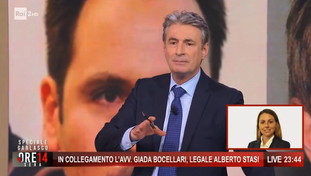 L'avvocata di Stasi chiama in diretta: Ma dove è scritto?, scontro su Garlasco